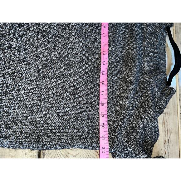 Chaps size L cotton blend pullover sweater black & white knit Ralph Lauren EUC - Picture 5 of 7